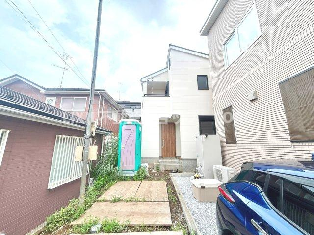 明るい日差しに包まれる住宅で新しい暮らしを始めませんか？お問合せお待ちしております。
