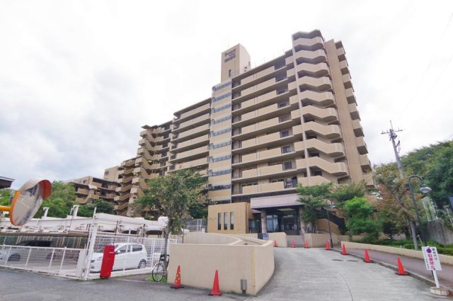 外観：327002016151