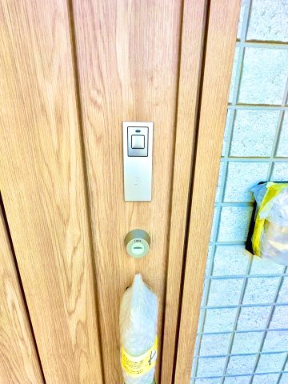 リモコンキーにて両手がふさがっていてもタッチでロック解除できます！