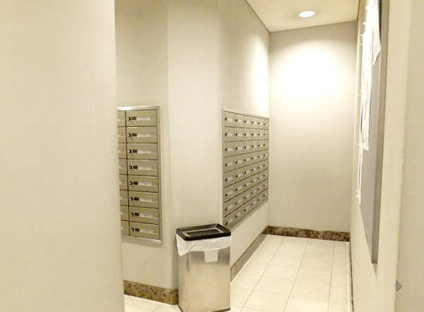 【西早稲田シティタワーの共用部分】