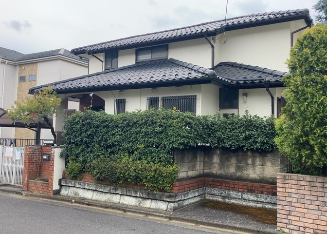 人が暮らすうえで日光は大切な要素となります。日当たりの良さは譲れないポイントですね。併せて近くに大きな建築物の建築予定がないか、あるいはそれが可能な土地が近くにないか事前に確認することもお勧めします。