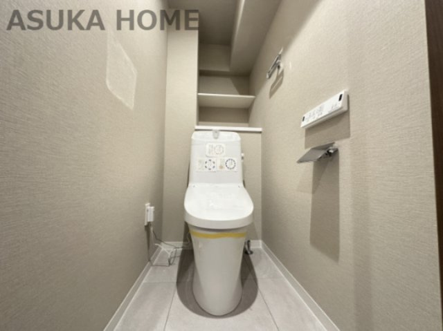 清潔感のあるトイレスペースです。