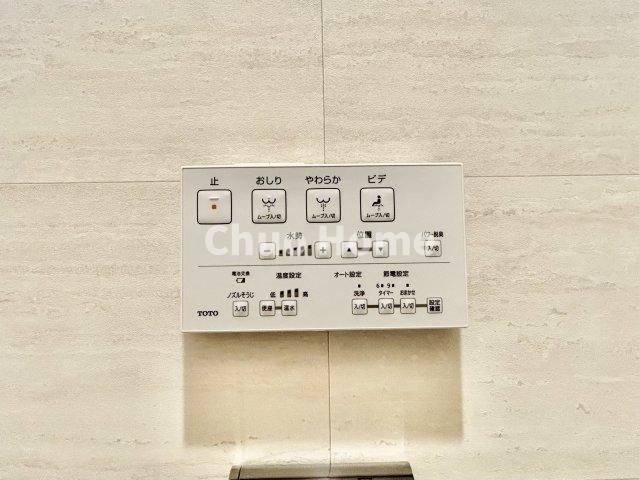 【ウォシュレット】清潔に使いたいお手洗いには最適な設備です。もちろんウォームレットも標準装備です。
