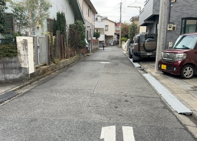 眺望の良さを楽しめるダイニングキッチンで家族団らんの時間を過ごしてはいかがでしょうか。バルコニーから見える景色を家族で眺める時間は、時間が経つのを忘れてしまいそうですね。是非、現地を見に行きましょう！