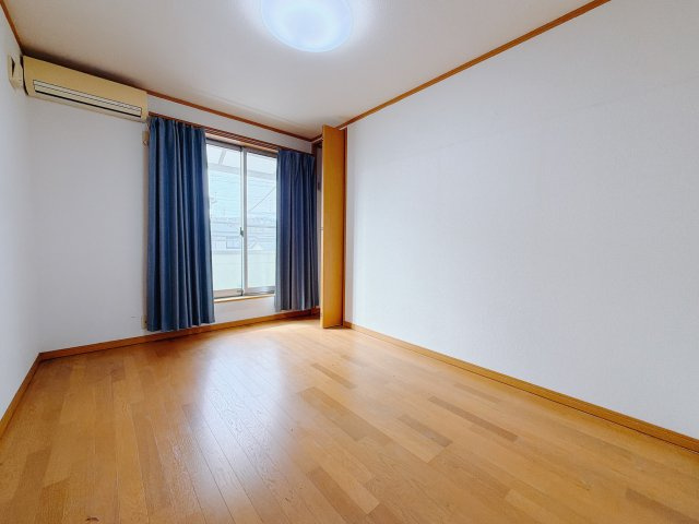 ■2階洋室｜子供部屋のメリットは「自立心を養うことができる」「自分で整理整頓できるようになる」そして、お子様が成長した際には「プライバシーを確保できる」といい事だらけ♪