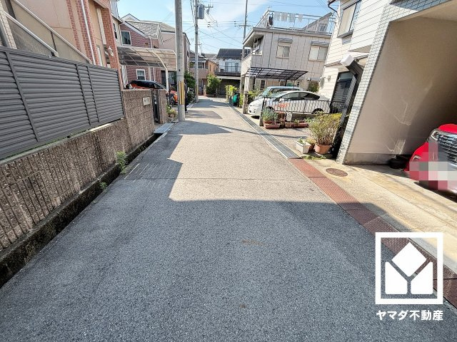 家族のごはん作りがはかどる。同時調理ができる3口コンロ付き。