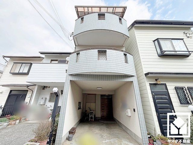 外観：328000617303