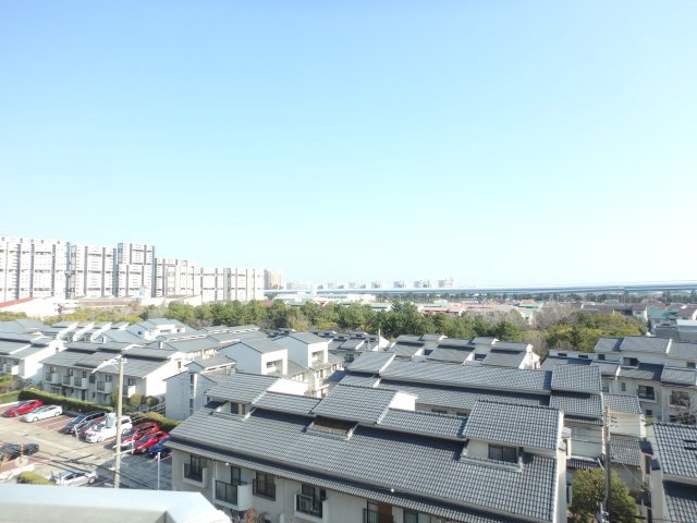 南側バルコニーより南東方向を望む眺望