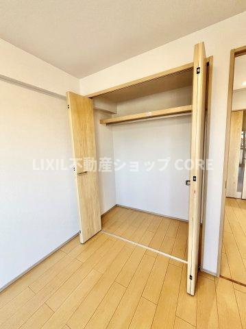 全居室に収納を完備しておりますので、居室の全空間を有効活用出来ます。　
