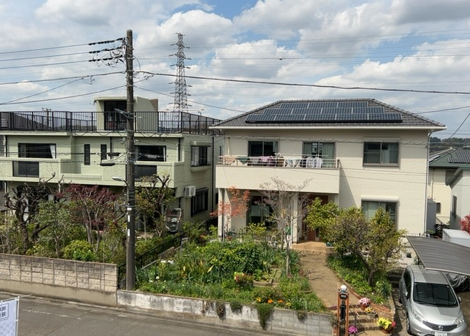 眺望を気にして物件を探す場合、前面に建物が建っていないか現地で確認しましょう！前面に建物があると景色はもちろん、日当たりや風通しにも影響が出てきます。住んだ時のことを想像しながら現地見学をしましょう。