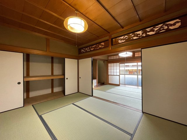 畳など以前リフォームされてて気持ちよくお住まいしていただけますよ♪