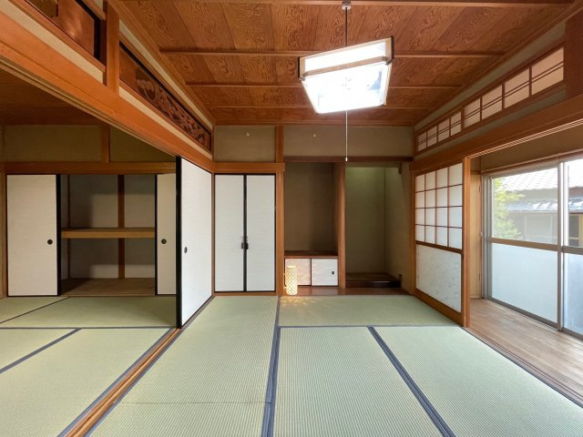 畳など以前リフォームされてて気持ちよくお住まいしていただけますよ♪