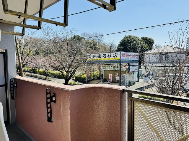 ～南向きで陽当たりの良いバルコニー～