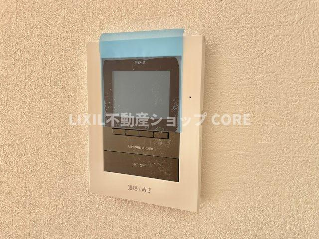 ＴＶモニター付インターホンでセキュリティ面にも配慮。小さなお子様のお留守番でも安心なアイテムです。　
