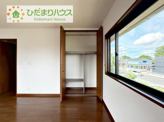 ちょこっとした収納があることで、消耗品のストックをするのにも便利です☆