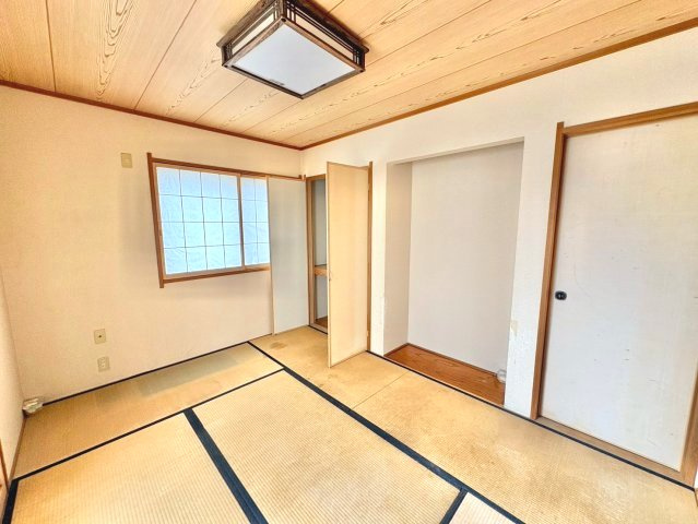 リビングとつながる和室は、生活の幅が広がる便利な空間です