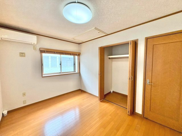 全居室収納付きで、お部屋がすっきり片付きます。