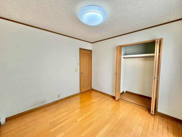 全居室収納付きで、お部屋がすっきり片付きます。