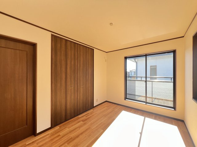 広々とした洋室7.5帖です