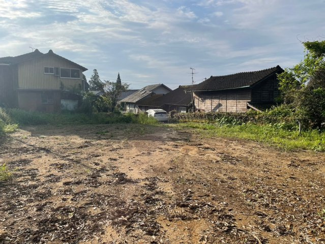 現況有姿有形引渡しになります。