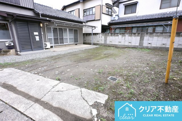 並列駐車可能な駐車場は広々していて停めやすい♪