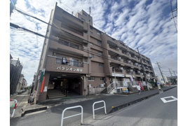 越谷市宮本町の中古マンションの外観