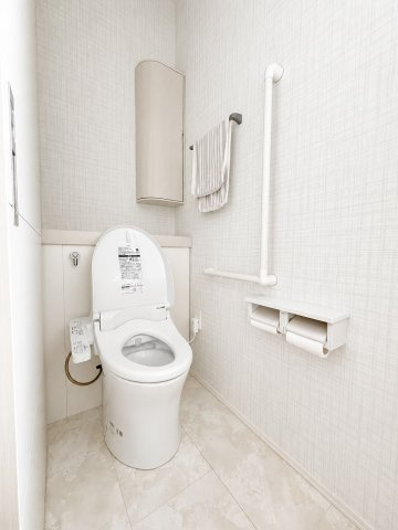 シンプルで使いやすいトイレです