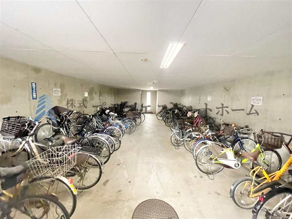 雨や雪による泥はねや汚れを防ぎ自転車を常に清潔な状態に保つことができます♪