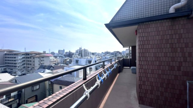 夏にはお孫さん、お子さんと家庭用プールをお楽しみいただけます♪