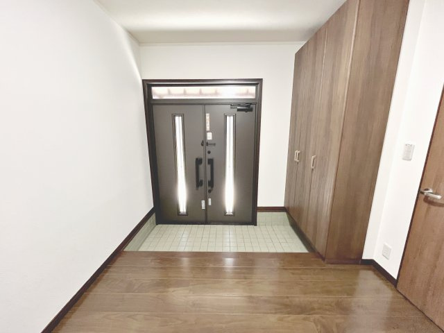 ゆったりとした玄関です