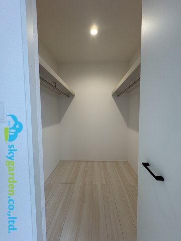 子ども部屋にウォークインクロゼット