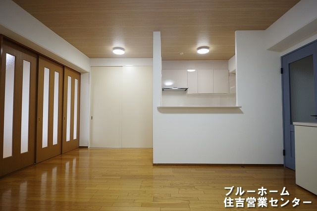約13帖のLDKです！広々とした空間で大きな家具の配置等も困りません♪