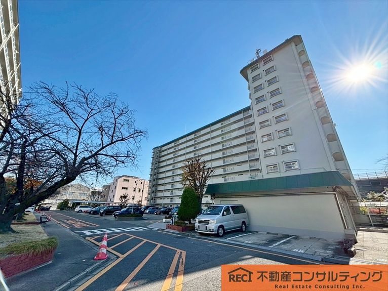 深津小学校・深津中学校まで徒歩10分圏内で通学も安心！
