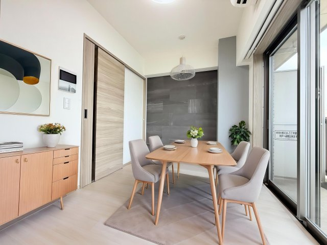 【ダイニング約5.2帖】　コンパクトながら開放感のある住まいです♪　※写真の家具はCGで作成したイメージになります