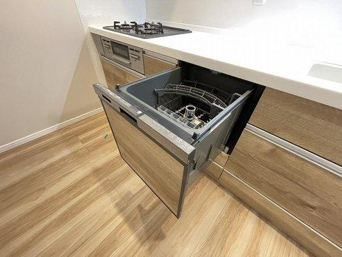 食洗器付きで、家事の負担を減らせます。空いた時間を有効活用。