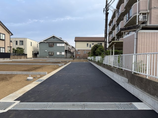 前面道路含む現地写真