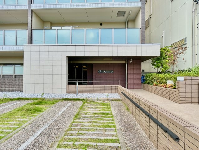綺麗に整備されており、帰宅時や来客時にも気持ちの良い空間です。