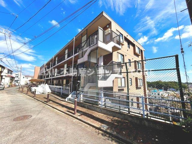 鉄筋鉄筋コンクリート造6階建3階部分、新耐震基準・旧耐震が気になる方はスタッフまでお問い合わせください。