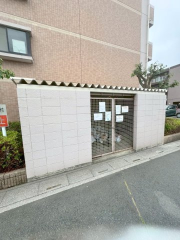 共用部・ゴミ置き場