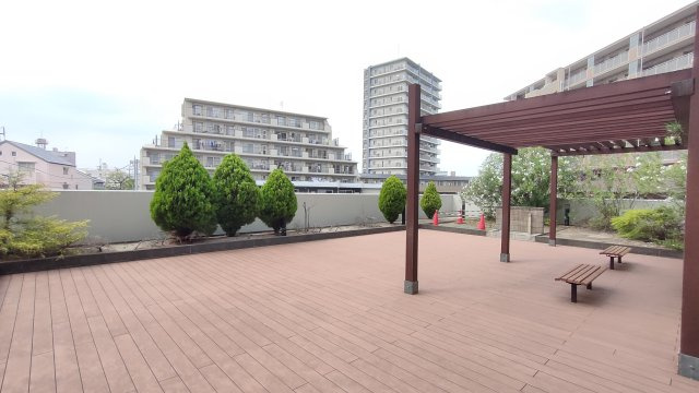 【共用テラス】