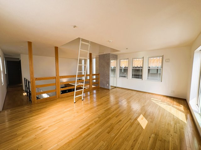 フリールーム：将来の間仕切りも検討できる、15帖の多目的空間