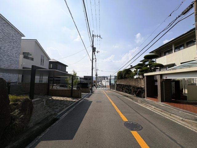 駐車のしやすいゆとりある前面道路