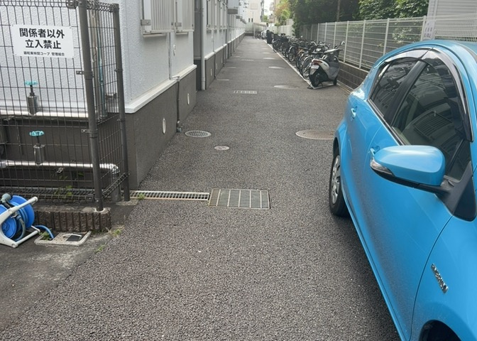 マンションのエントランスには、もともと風よけや防犯の役割がありますが、マンションによって宅配ボックスなどの設備が備わっている所もあります。日々の生活をイメージしながら生活しやすさをチェックしましょう。