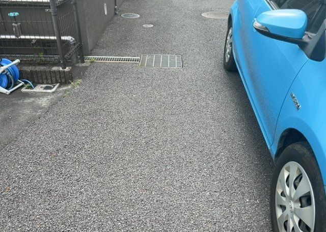 ロビーというと、エントランスと何がちがうの？と思いますよね。実はロビーとエントランスには明確な決まりはありません。物件によっては、エントランスを入って広がるある程度の広さのある空間がロビーとなります。