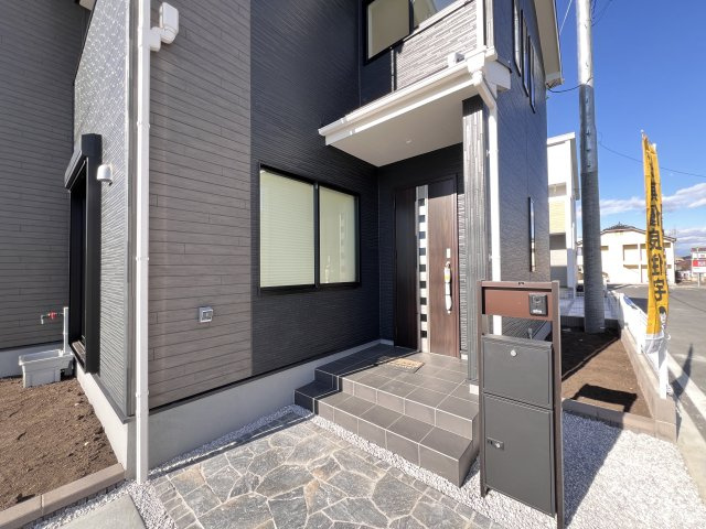 　ポストと一体型のTVモニターホンでセキュリティ安心！　