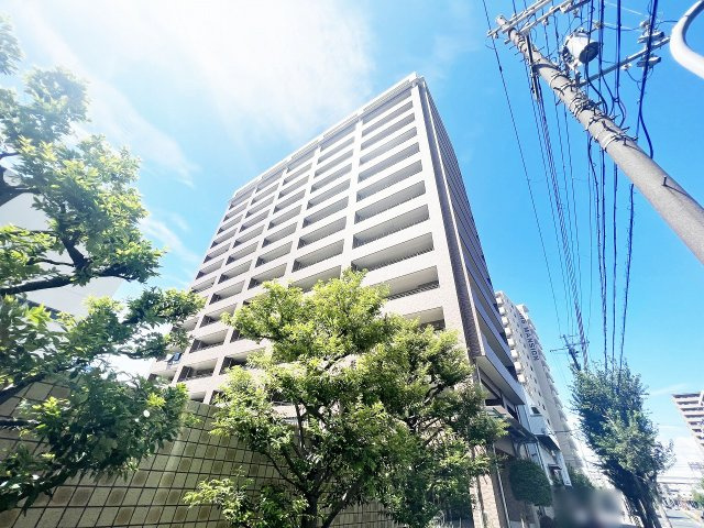 外観：327002368096