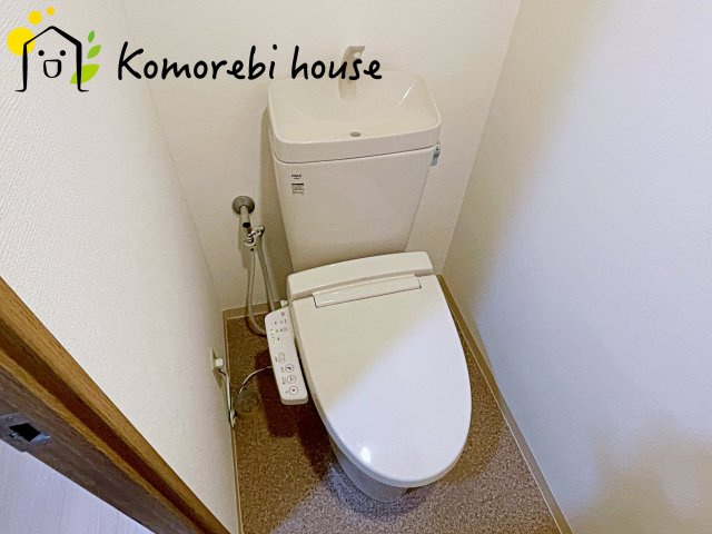 ゆったりとした空間のトイレです