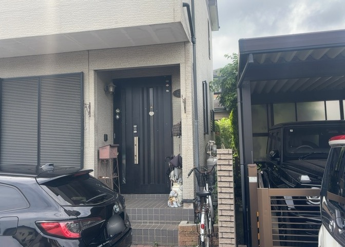 省エネ給湯器とは従来型の給湯器より熱効率が高く、少ない燃料でたくさんのお湯を沸かすことが出来る高効率な給湯器のことを指します。また、省エネ給湯器には種類があり、利便性や効果なども様々です。