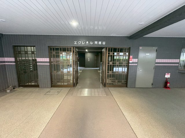 エクレール南越谷