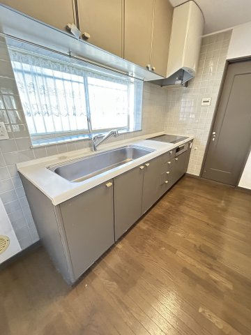 洗い場の広さが魅力のキッチン♪